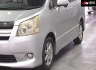 Toyota Noah 2009