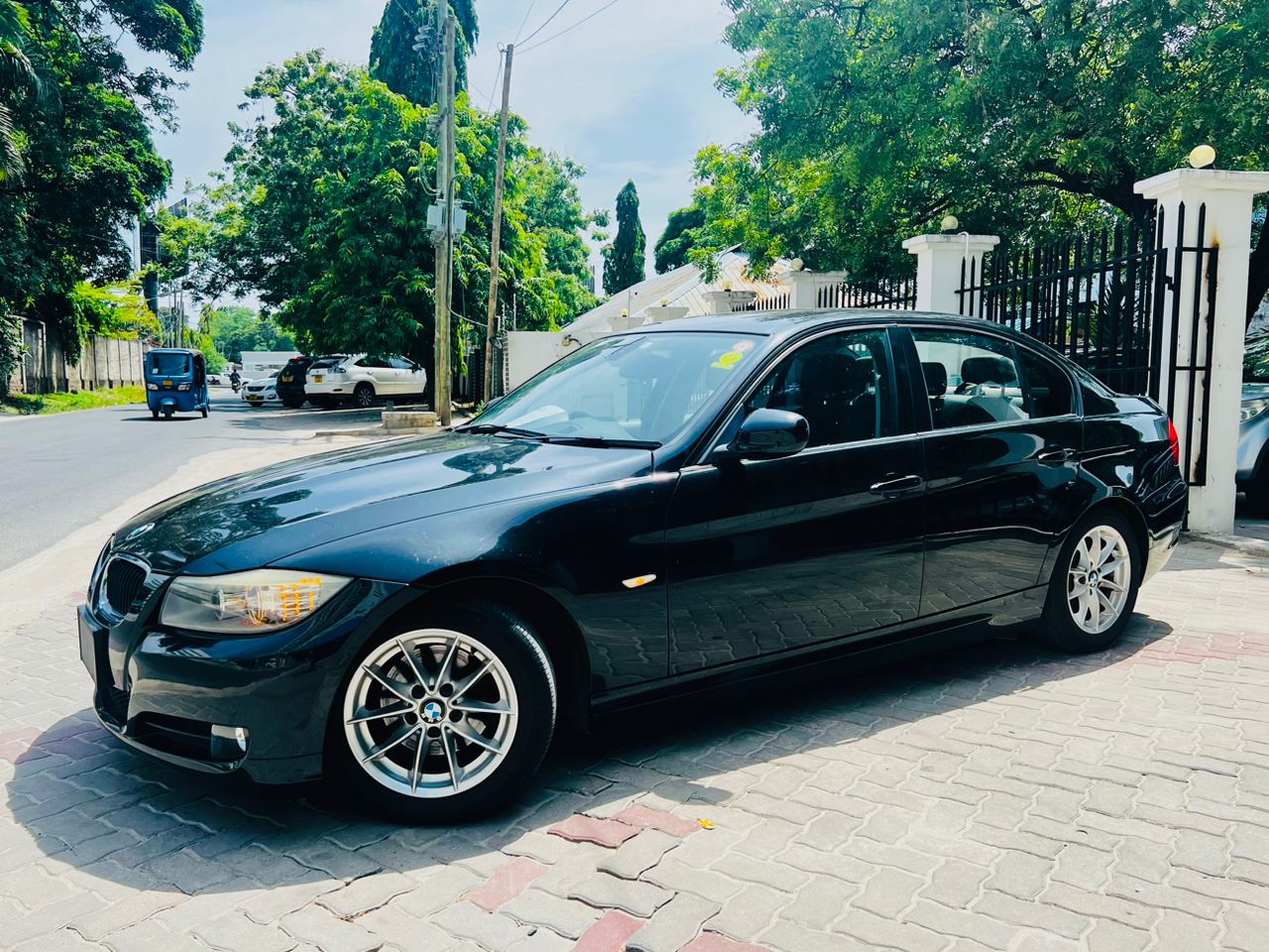 BMW 320 I