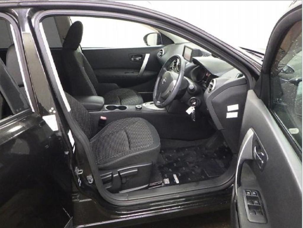 NISSAN DUALIS