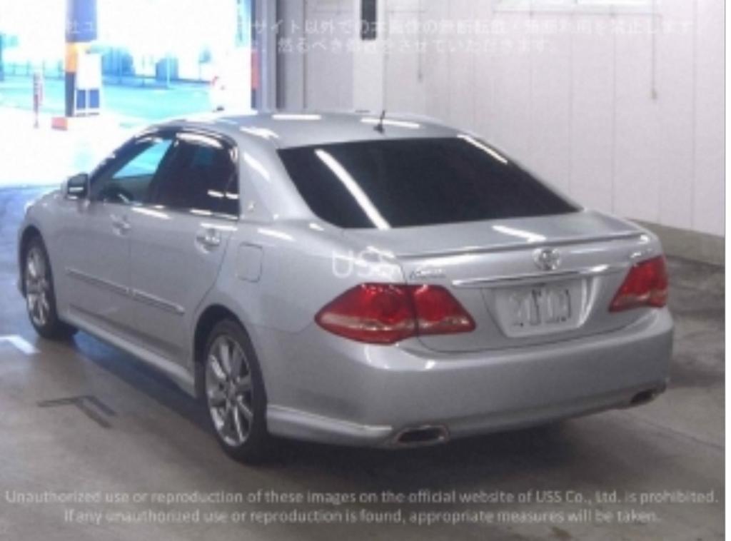 TOYOTA CROWN ATHLETE