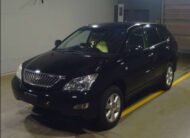 TOYOTA HARRIER 2400cc