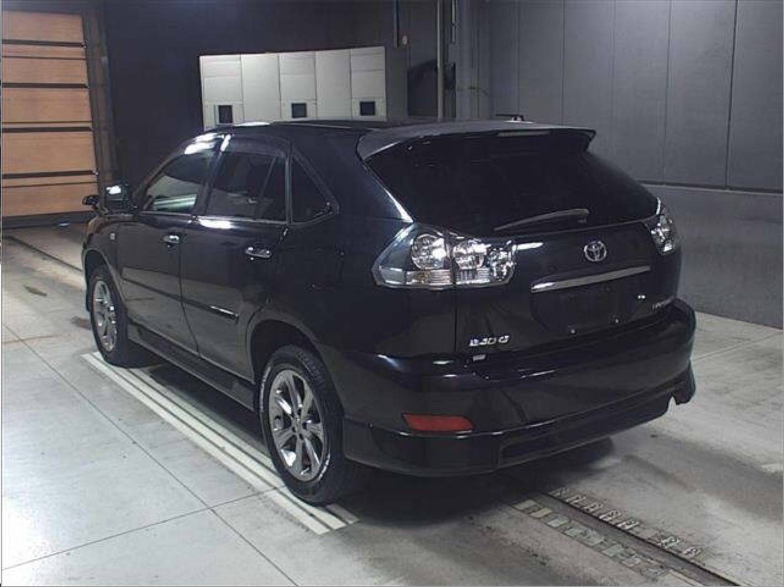 TOYOTA HARRIER 2400cc