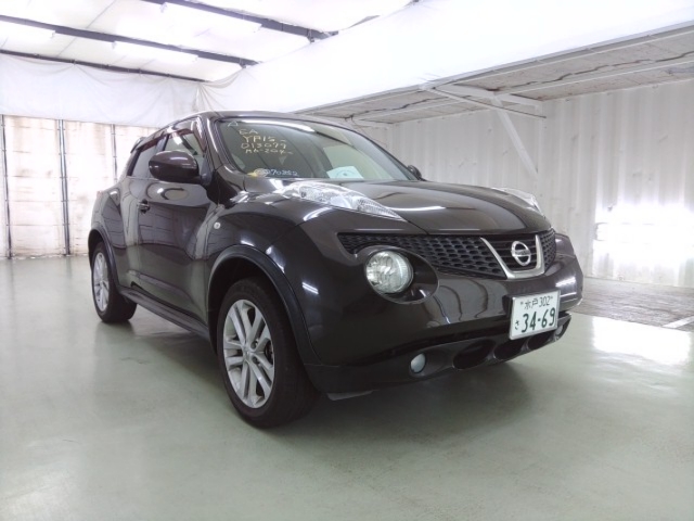 NISSAN JUKE